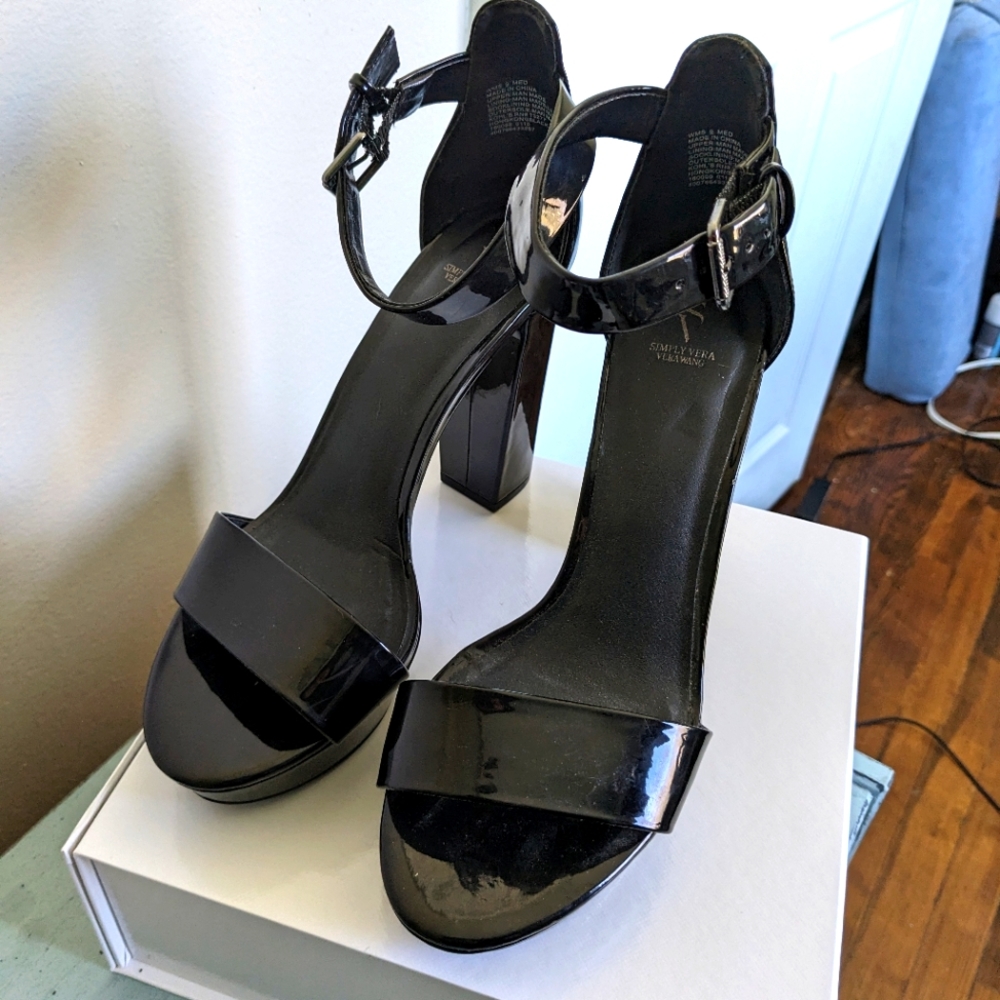 Simply Vera platform heels